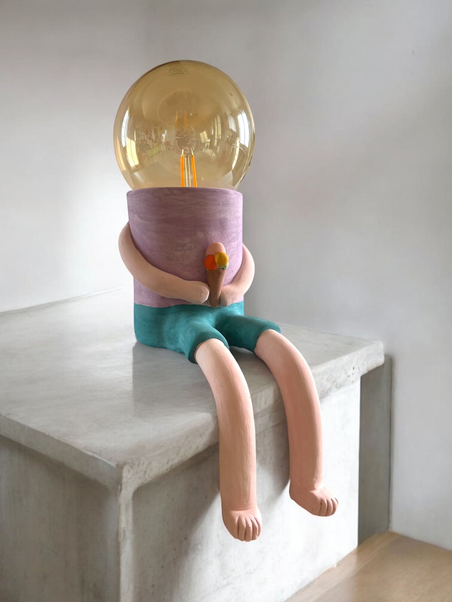 The Daydreamer Lamp