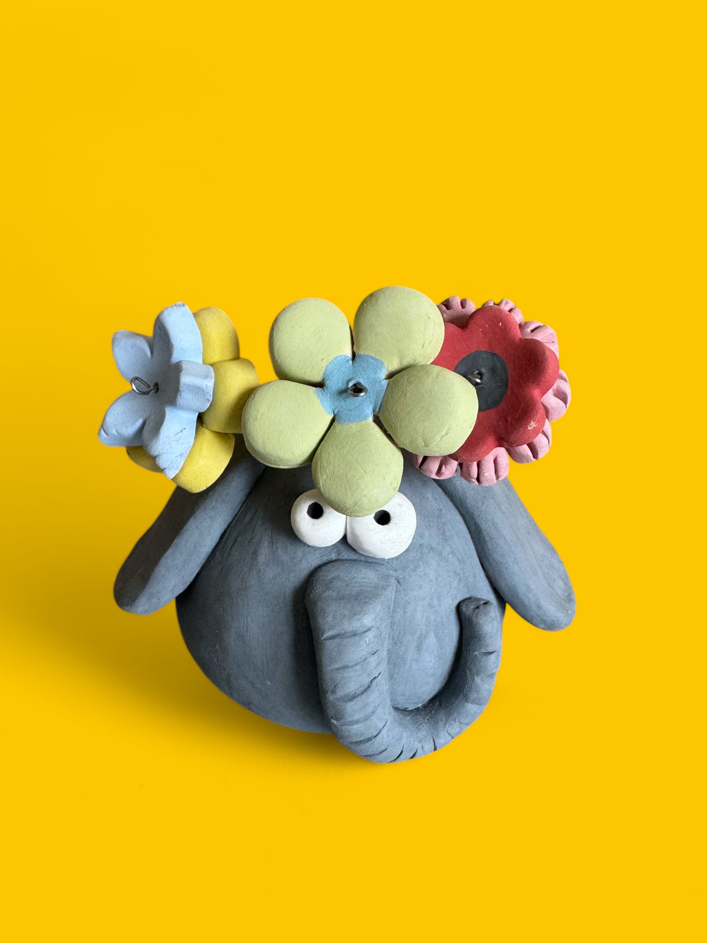 L'elefante con i fiori