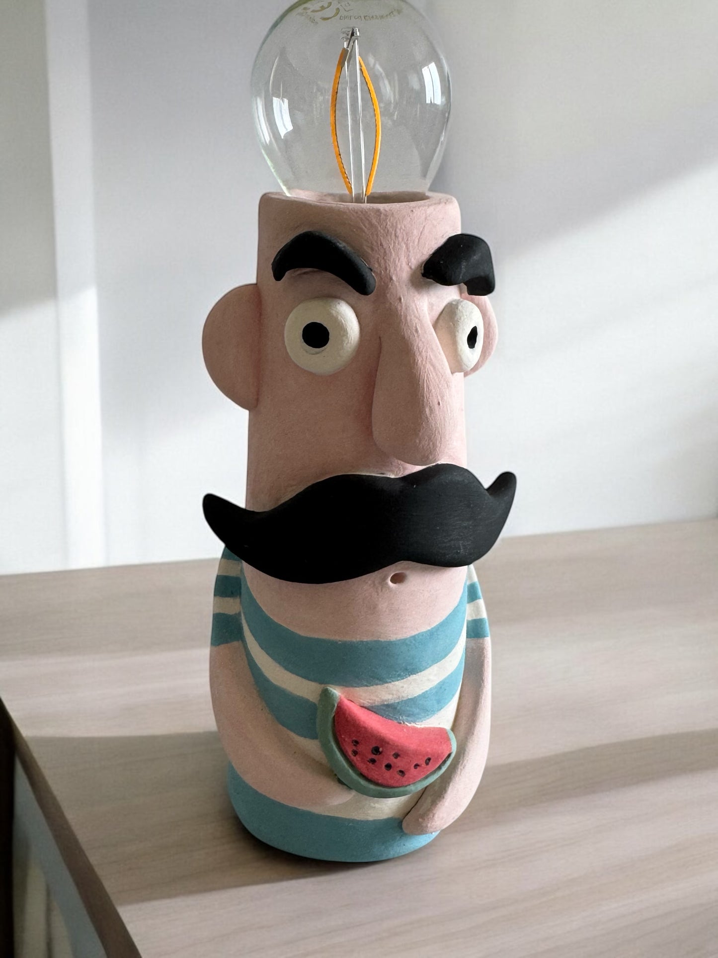 Lampada da spiaggia in ceramica