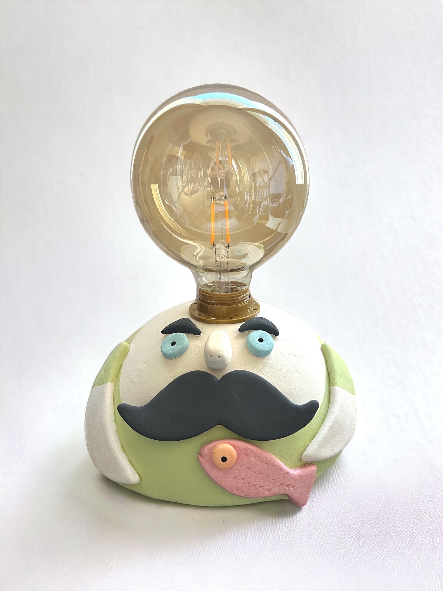 Lampada da tavolo rotonda a forma di figlia del pescatore