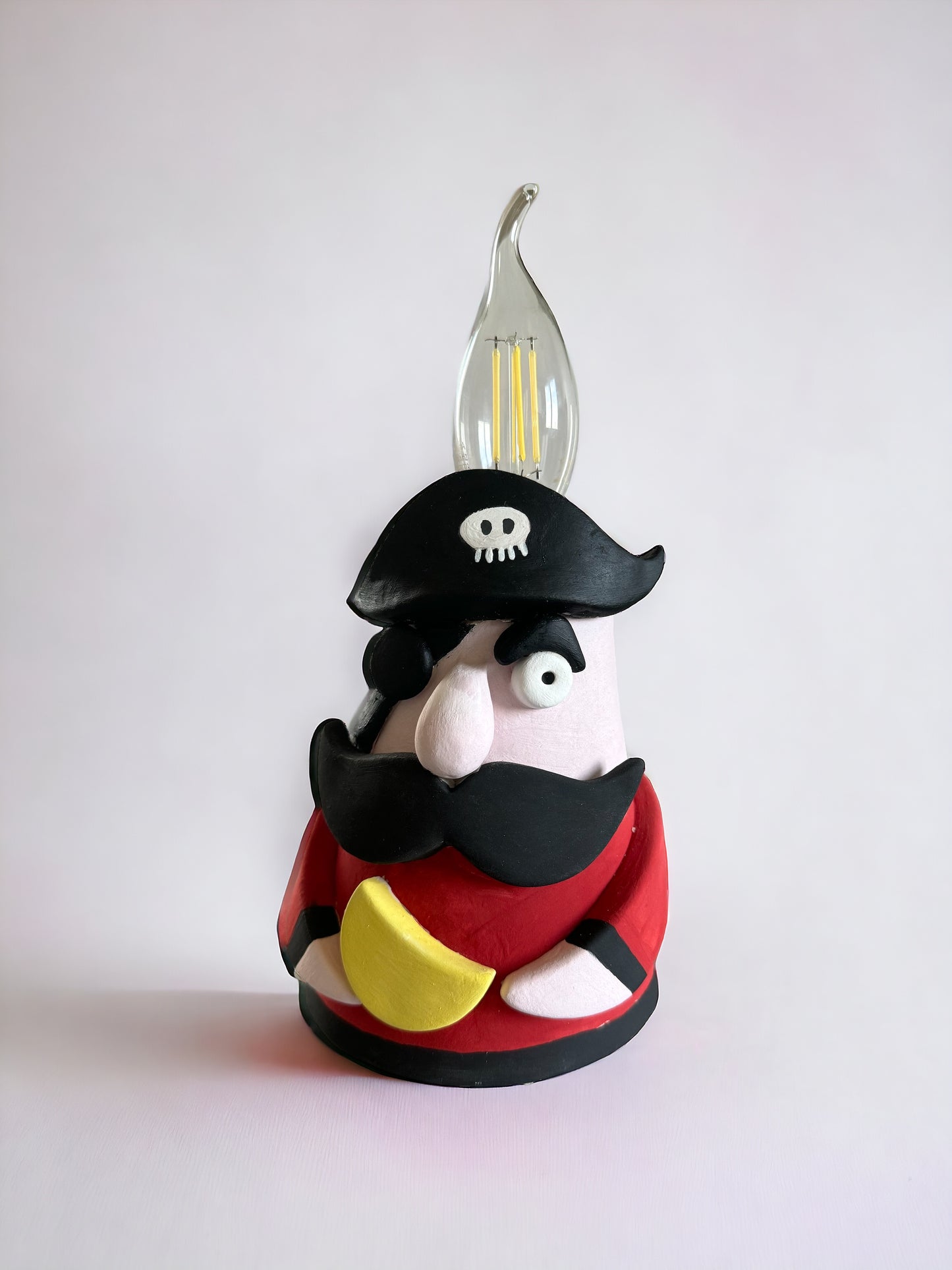 Lampada pirata in ceramica