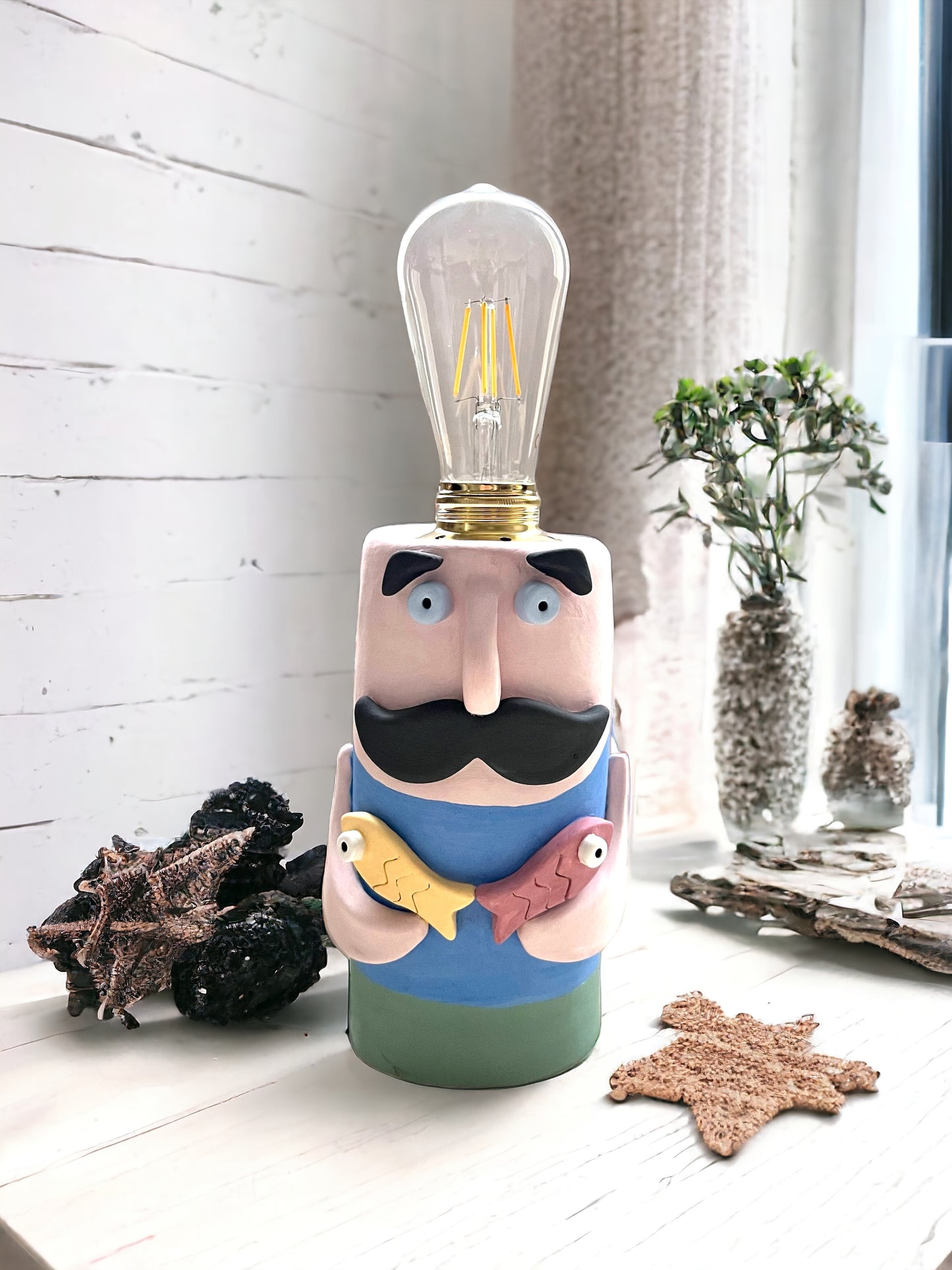 Lampada pescatore in ceramica