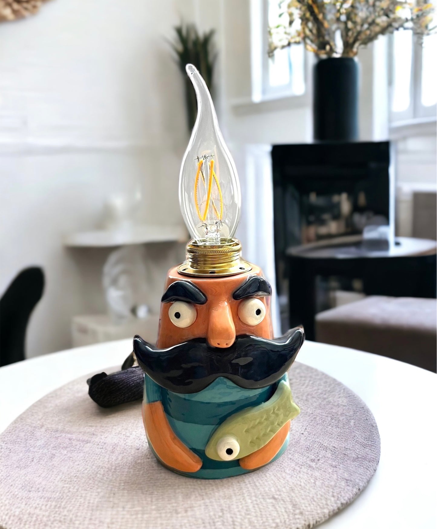 Lampada pescatore in ceramica