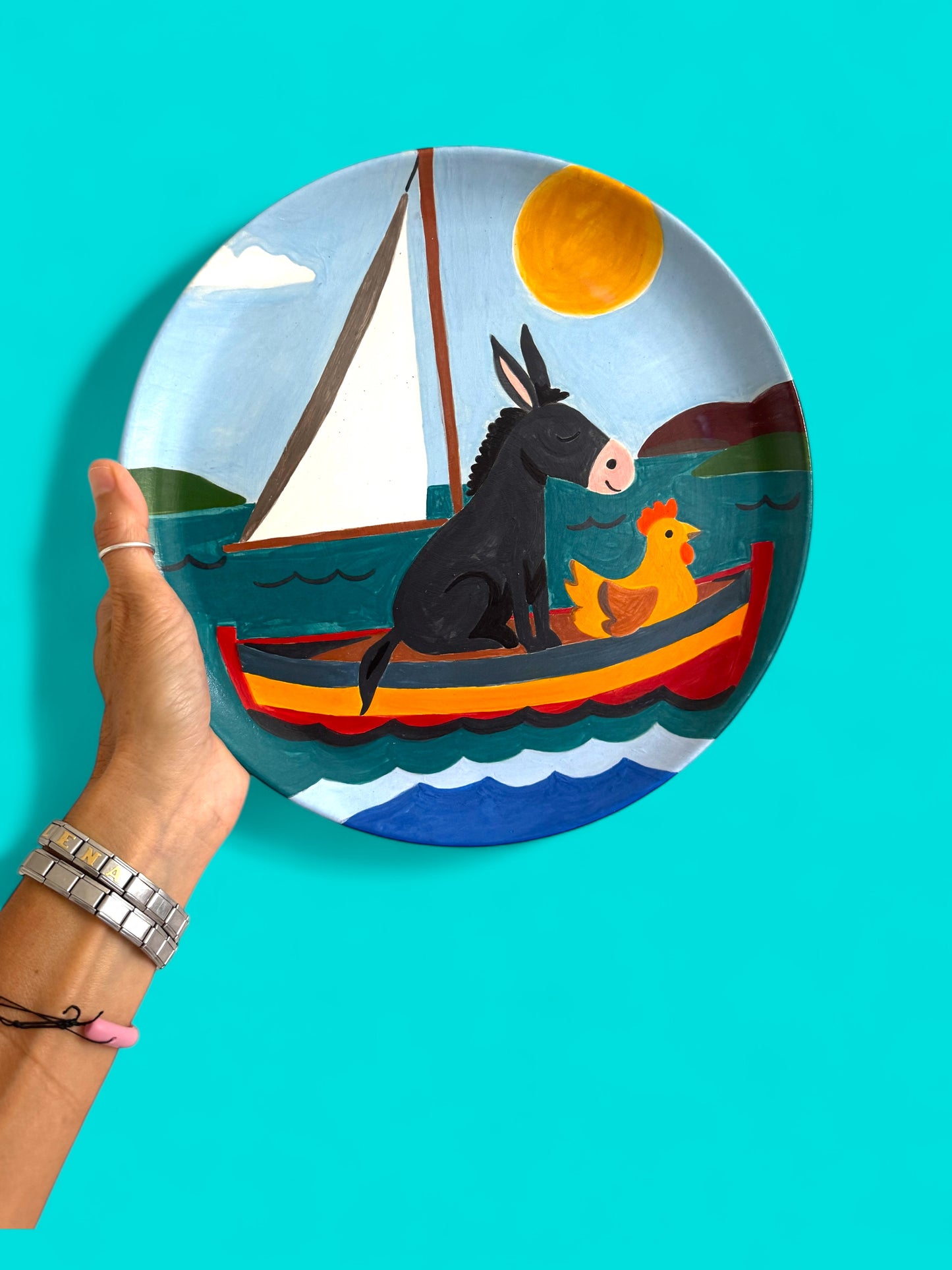 The Donkey and the Chicken Big Round Plate