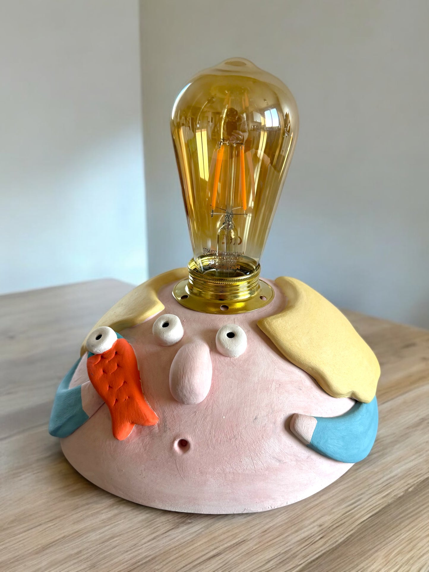 Lampada da tavolo rotonda - Figlia del pescatore