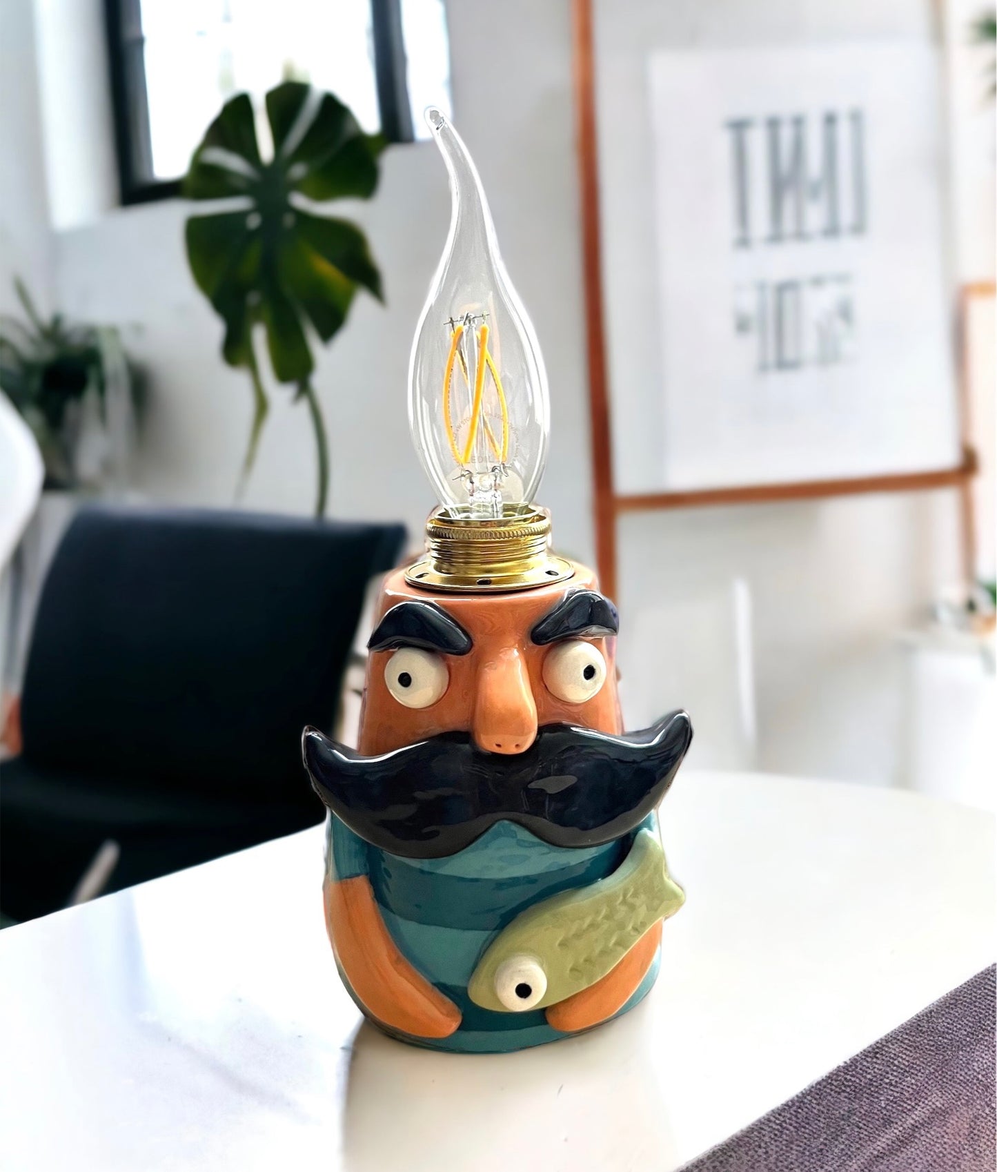 Lampada pescatore in ceramica