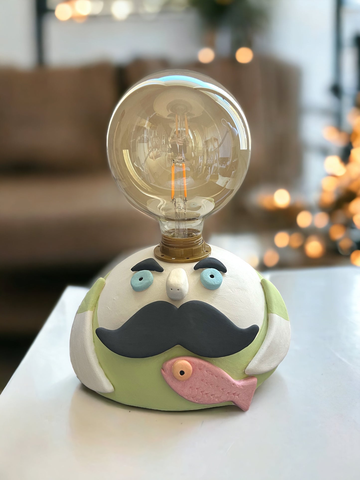 Lampada da tavolo rotonda a forma di figlia del pescatore