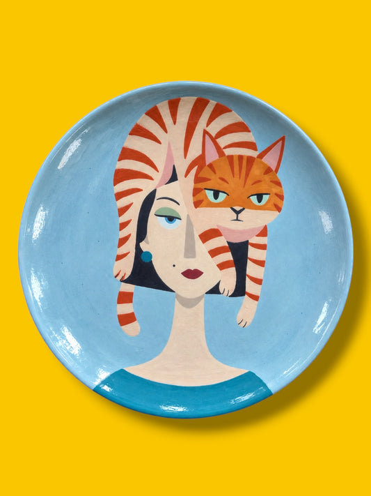 A Cat on Your Head - Round Plate