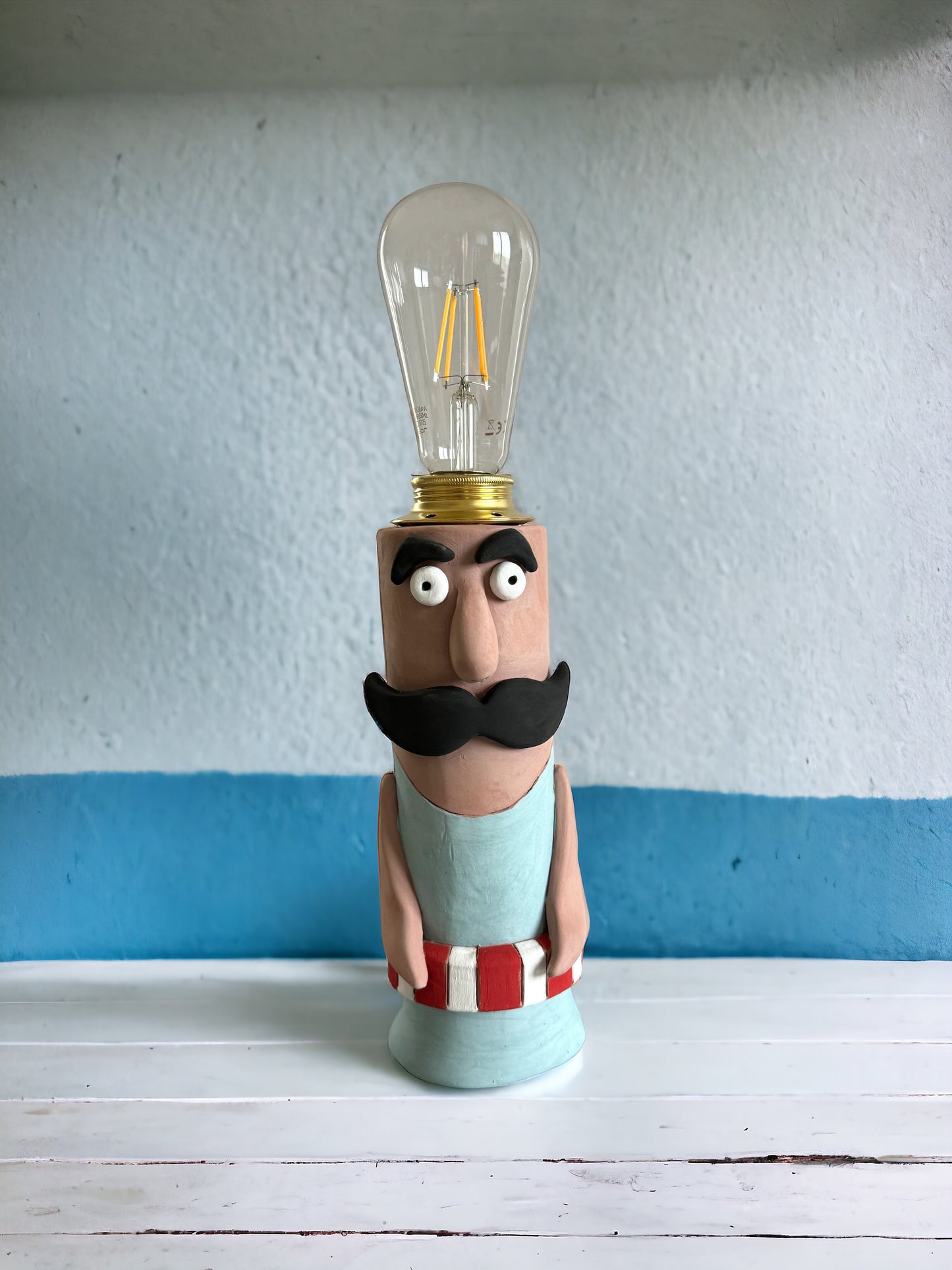 Lampada nuotatore in ceramica