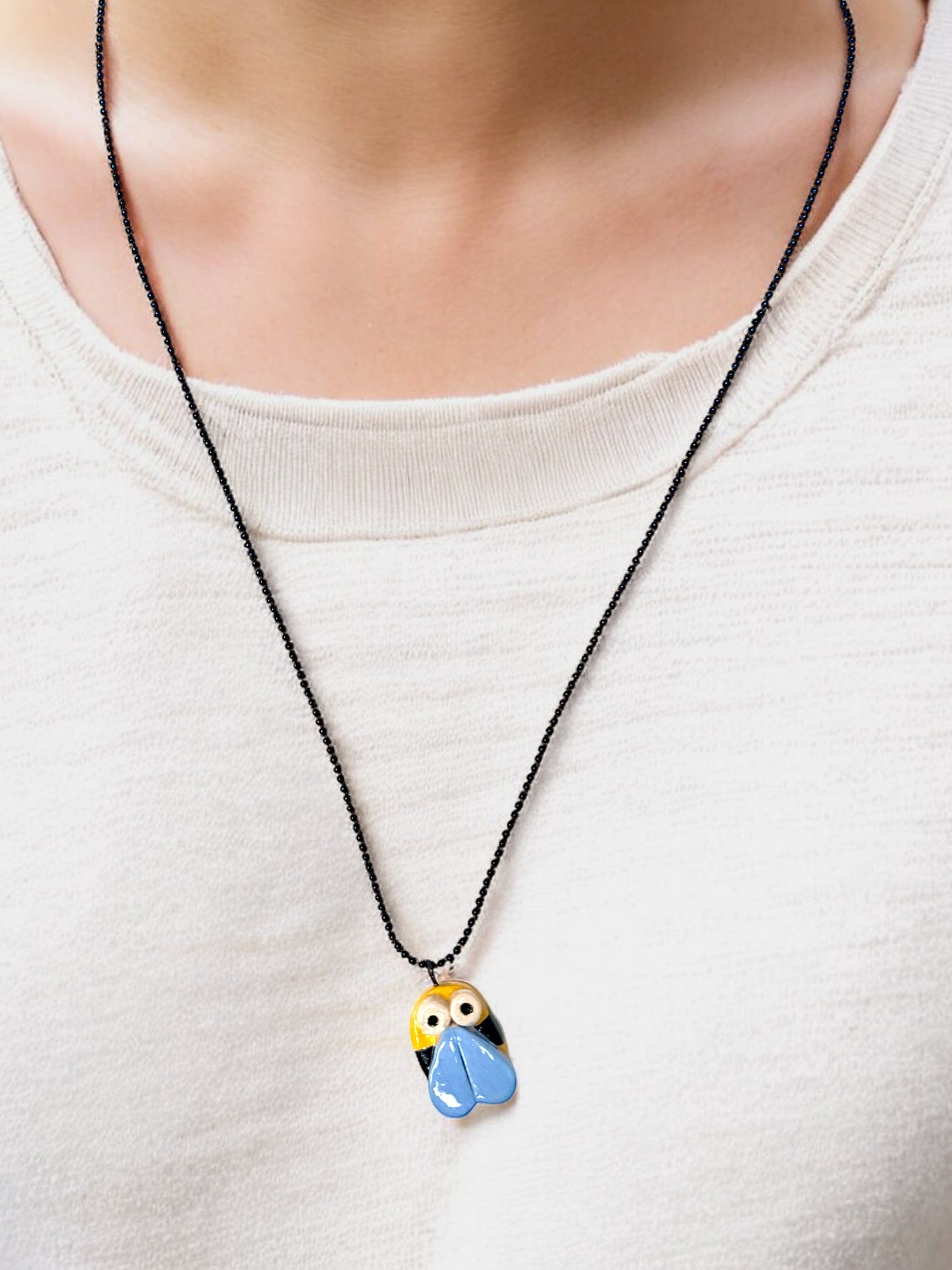 Ciondolo ape in ceramica (con collana)