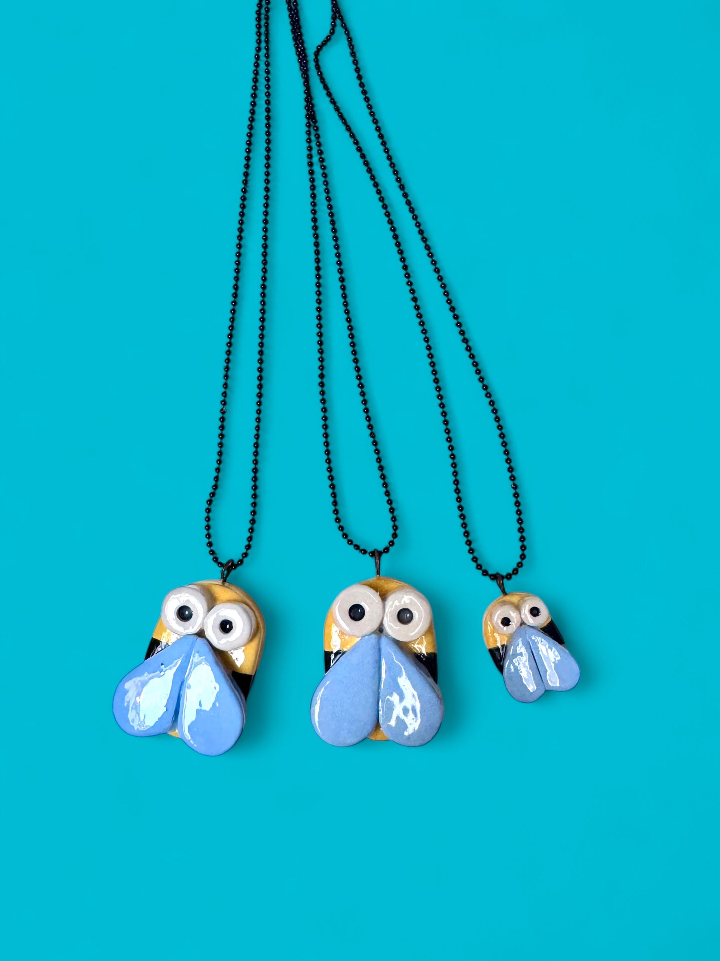 Ciondolo ape in ceramica (con collana)