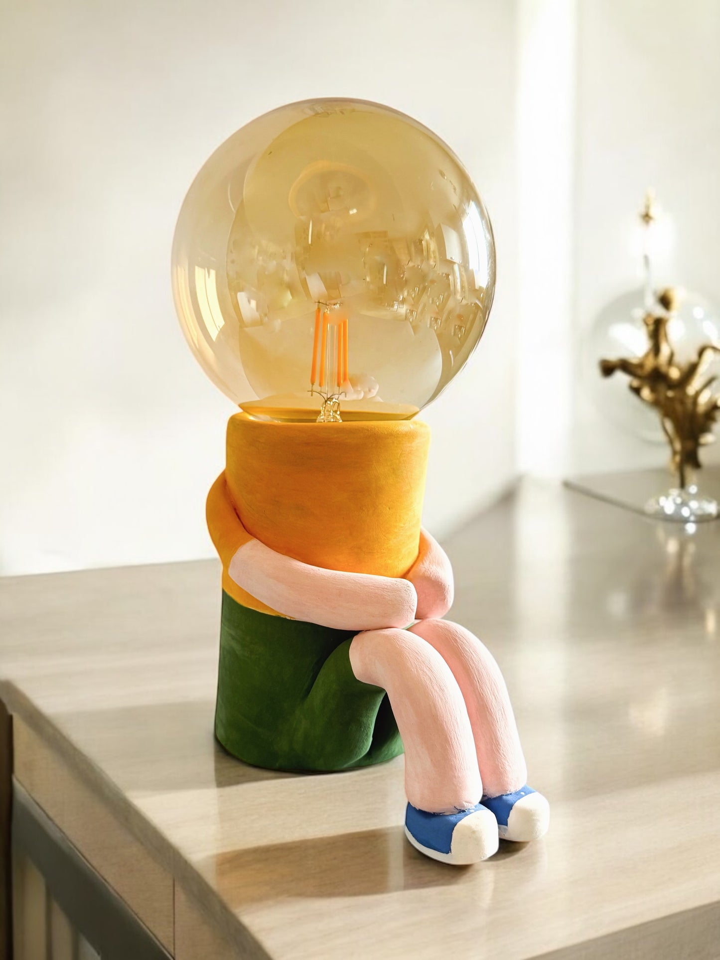 The Thoughful Lamp