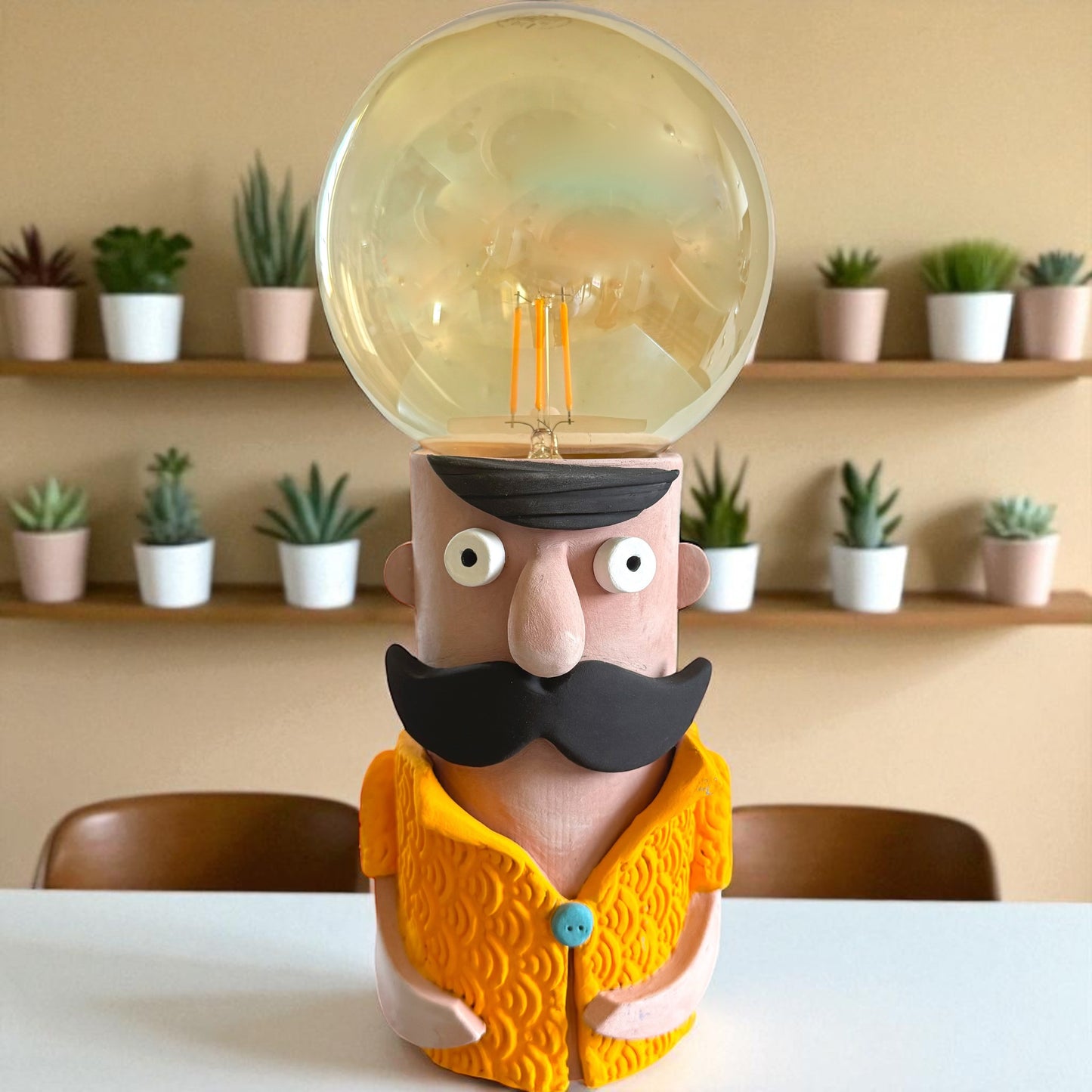 Ceramic Seaside Dandy Lamp