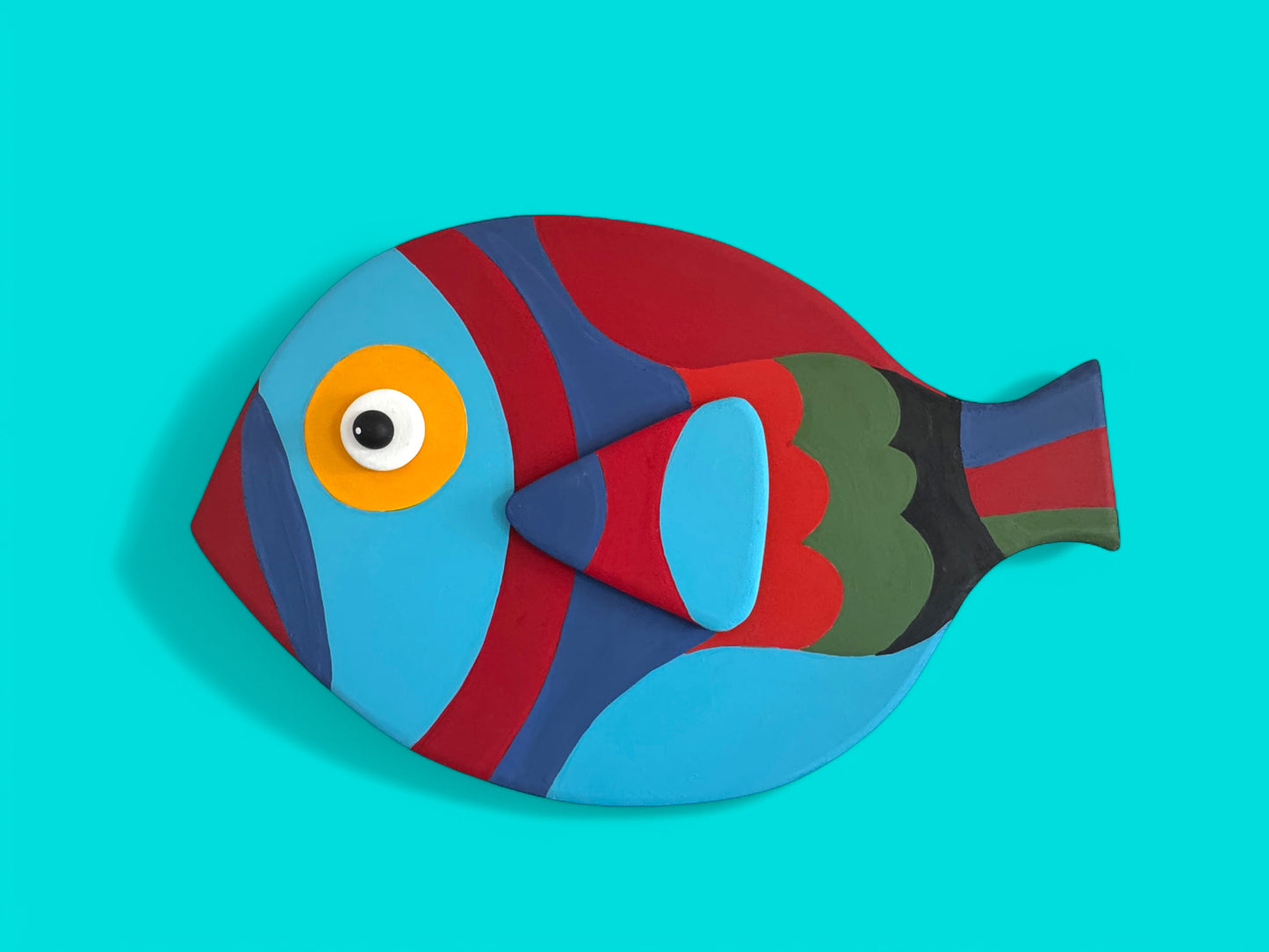 Big Round Colorful Fish Wall Decoration